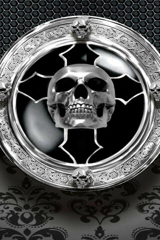 Gothic Elegance: The Skull Emblem