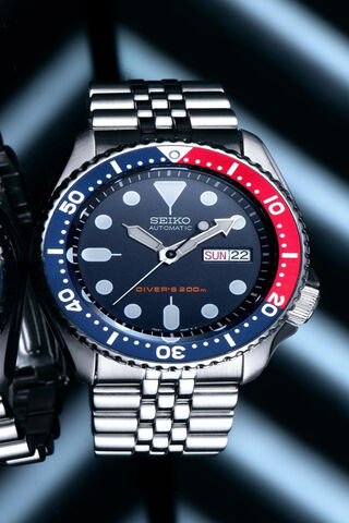 Seiko Diver's Delight: A Timeless Classic ⌚🌊