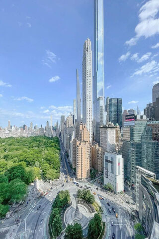 Breathtaking Views of Central Park South 🌳🏙️