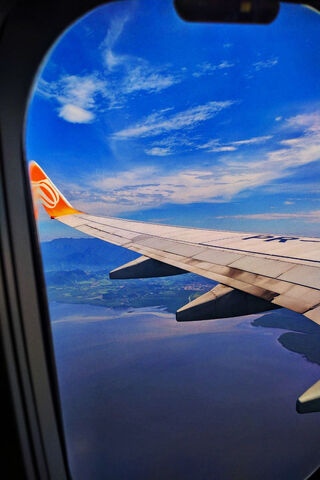 Skyward Dreams: A Journey Through Ceu 🌤️✈️