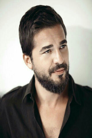 The Charismatic Hero of Dirilis Ertugrul 🌟