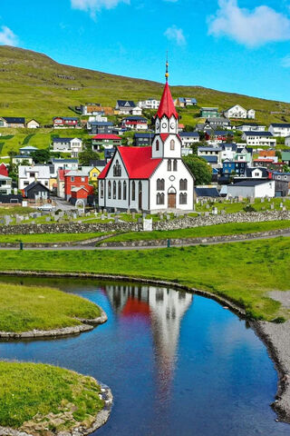 Charming Serenity of the Faroe Islands 🌄🏰