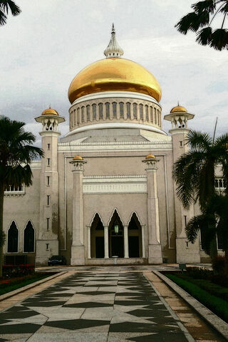 Majestic Golden Dome: A Glimpse of Grandeur ✨🏛️