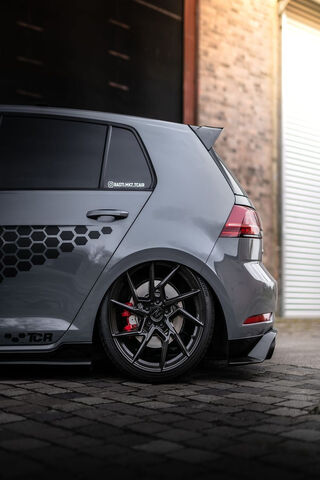 The Iconic Golf GTI: A Legend on Wheels 🚗✨