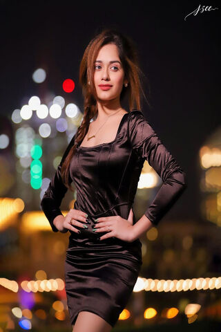 Glamour Under the City Lights ✨