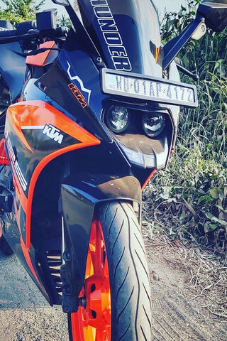 KTM RC 125: The Sporty Companion 🏍️🔥