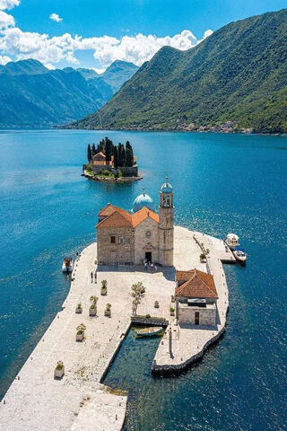 Montenegro's Hidden Gem: The Island of Our Lady of the Rocks 🌊🏝️