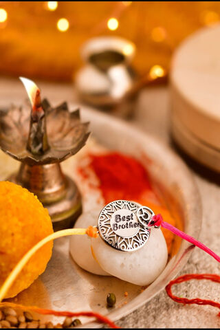 Celebrating the Bond of Raksha Bandhan 🎉