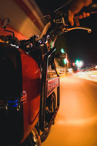 Royal Enfield: The Spirit of Adventure on Two Wheels 🏍️✨