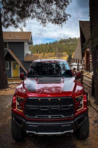 Raptor Todo Terreno: The Ultimate Off-Road Beast! 🚙💨