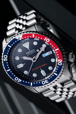 Seiko: The Timeless Diver's Companion ⌚🌊