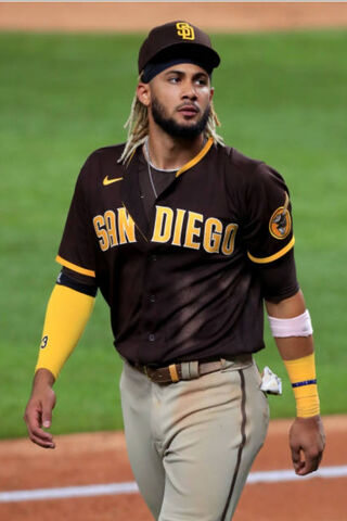 Tatis Jr: The Rising Star of Baseball ⚾✨