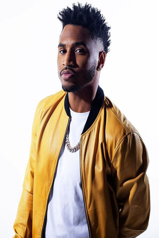 Trey Songz: The Charismatic Crooner 🎤✨