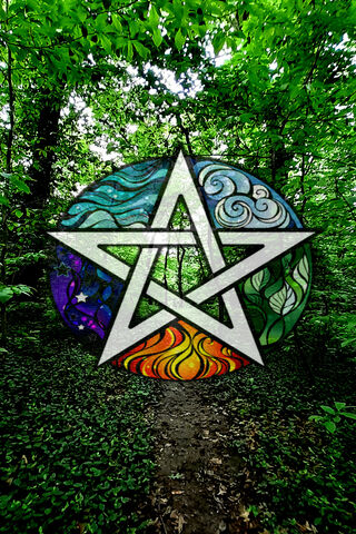 Mystical Pathways: Embracing Wicca in Nature 🌿✨