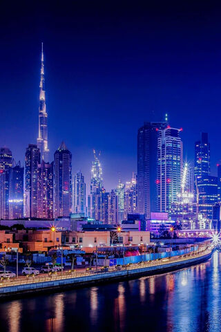 A Night in Dubai: A City of Lights 🌃✨