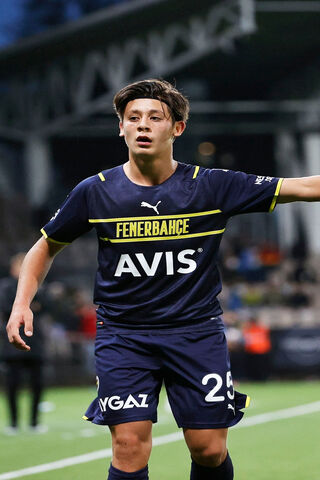 Rising Star of Turkish Football: Arda Güler ⚽✨