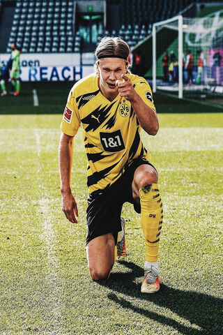 Haaland: The Goal-Scoring Machine ⚽🔥