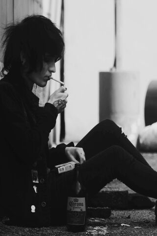 Urban Solitude: A Moment of Reflection