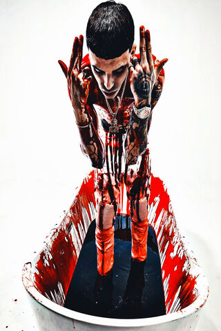 Luar La L: A Bold Statement in Art 🎨🩸