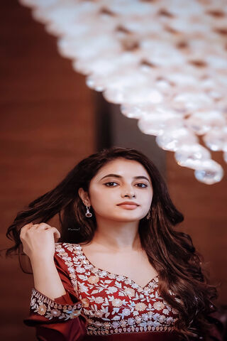 Elegance in Tradition: Priyanka Arul Mohan Shines Bright