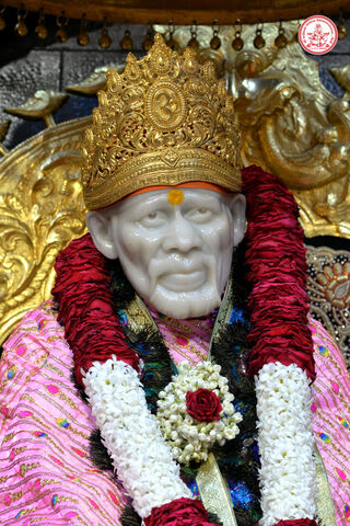 Divine Presence of Shirdi Sai Baba 🌟