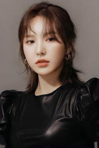 Wendy: A Portrait of Elegance