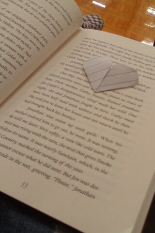 Heartfelt Pages: A Reader's Delight ❤️📚