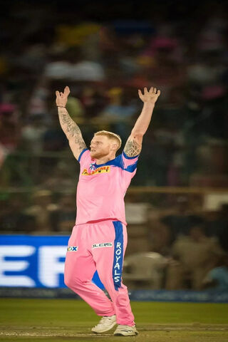 Ben Stokes: The Cricket Superstar in Action! 🏏✨