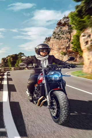 Ride the Adventure: Benelli Leoncino 502 in Action! 🏍️✨
