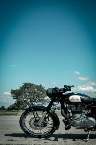 Bullet: The Iconic Ride..