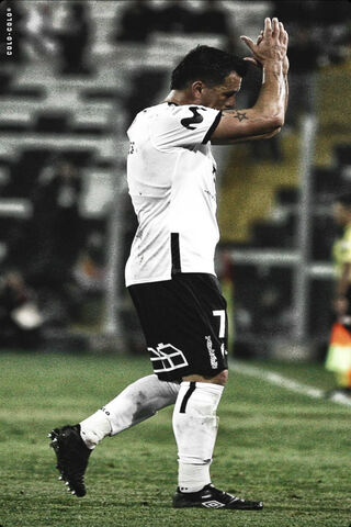 The Heart of Colo-Colo: A Tribute to Passion and Pride ⚽❤️