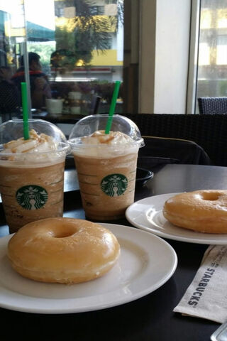 Sweet Moments at Starbucks 🍩☕
