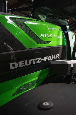 Power and Precision: The Deutz 6145 Tractor 🚜💚
