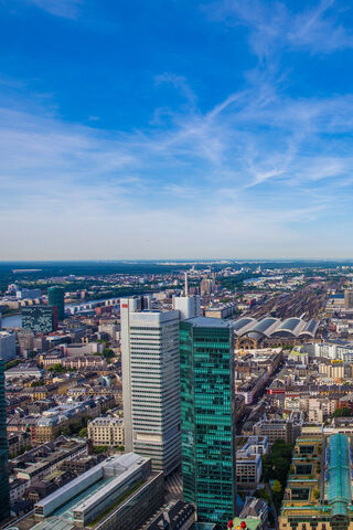 Gamma: A Glimpse of Urban Infinity 🌆✨