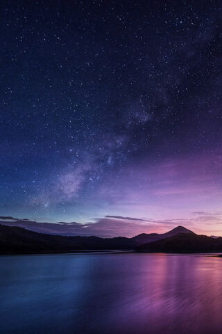 Celestial Reflections: The Beauty of Galaxy Mountain 🌌🏔️