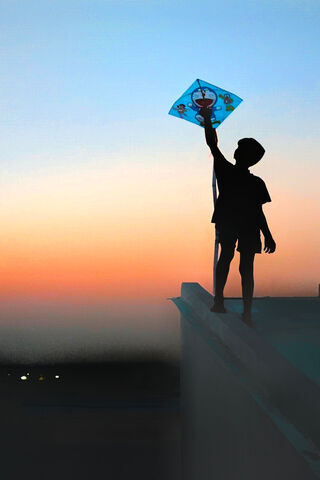 Chasing Dreams: The Joy of Kite Flying 🎏✨