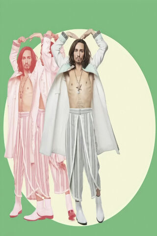 Klaus: The Fashion Icon 🌟