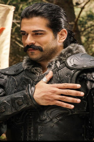 The Legacy of Kuruluş Osman: A Hero's Stand 🏇⚔️