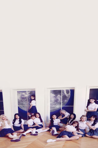 Celestial Dreams: Loona's Enchanting Ensemble 🌙✨