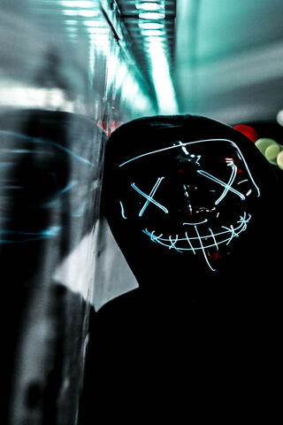 Mask-Town-Mirror