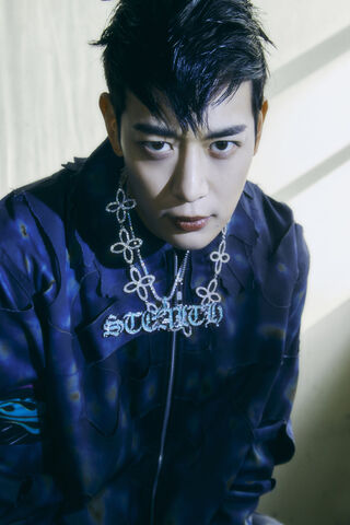 Minho: The Charismatic Star 🌟