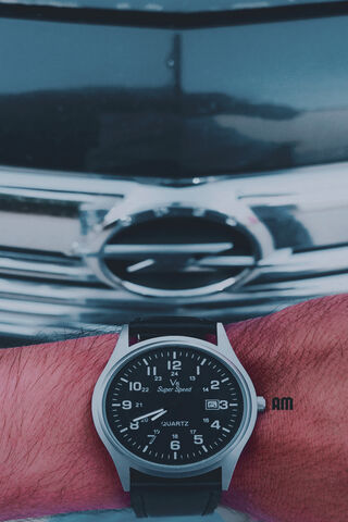 Timeless Style: The Opel Astra Connection ⌚🚗