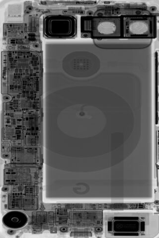 Inside the Pixel 5: A Glimpse Through X-Ray Vision 🔍📱