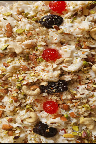 Delightful Nutty Fruit Salad 🍇🥜