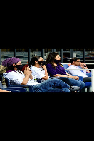 Behind the Scenes: SRK's Support Squad 🎬✨