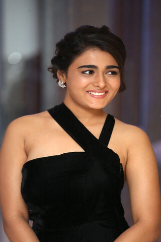 Shalini Pandey: A Rising Star in Indian Cinema 🌟