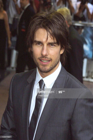 Hollywood Icon: The Charismatic Tom Cruise