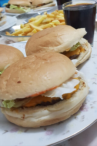 Burger Bliss: A Feast for the Senses 🍔✨