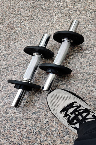 Strength in Simplicity: The Power of Dumbbells 💪