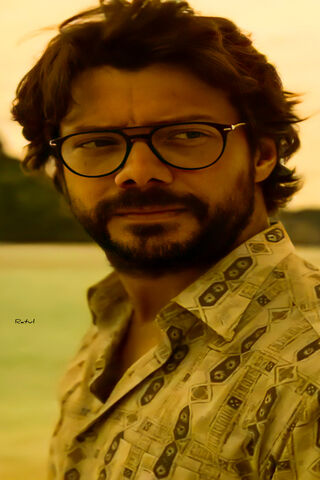 The Calm Before the Heist 🌅💰